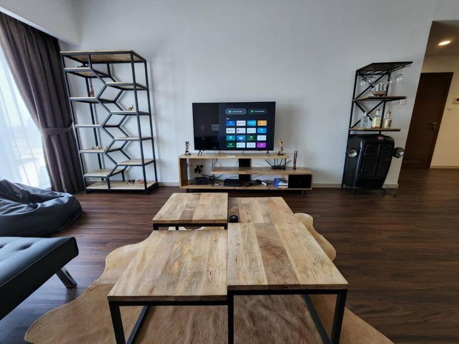 Cozy 1Br In Iconic Tower Apartment Абу Даби Екстериор снимка