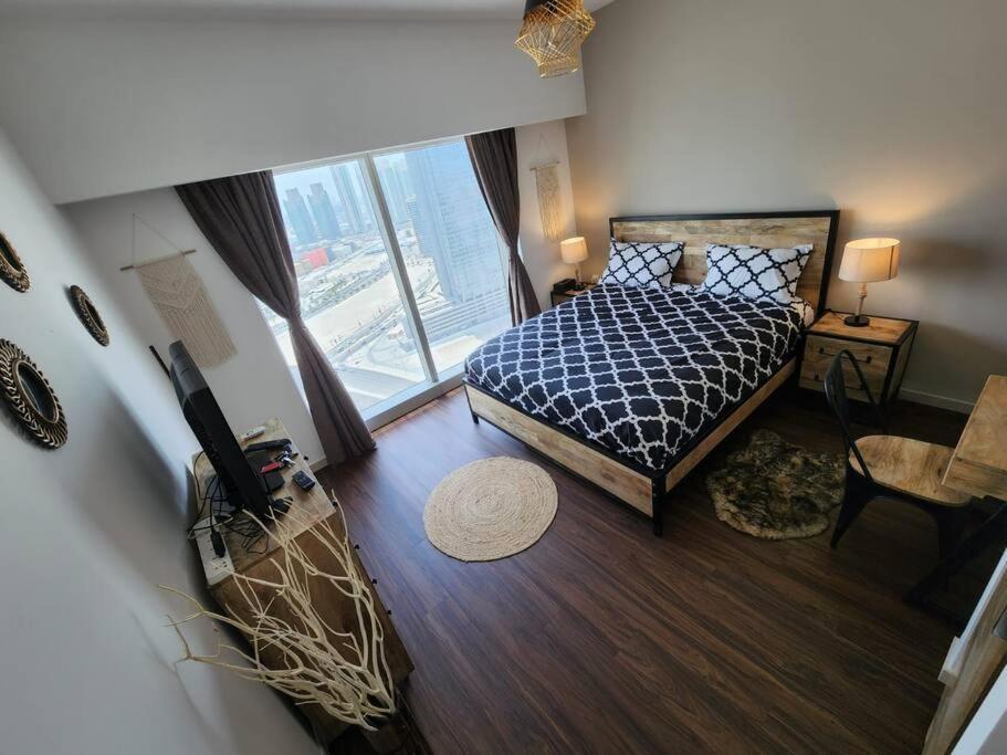 Cozy 1Br In Iconic Tower Apartment Абу Даби Екстериор снимка